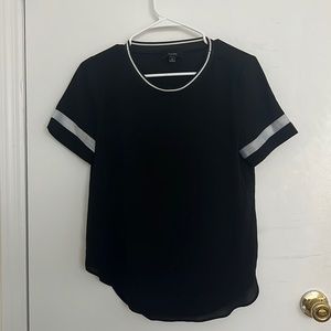 Size small, black and white top